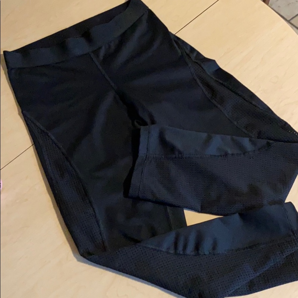Nike Pro Hypercool jet black cropped leggings